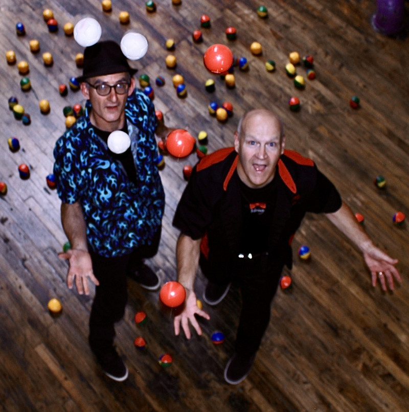 Guinness World Record Attempt: Largest Juggling Lesson